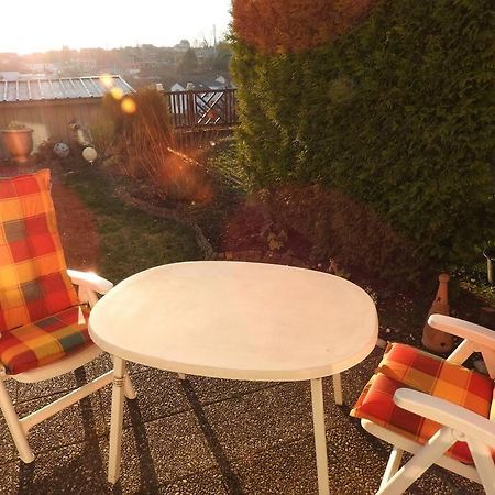 Schoene Gemuetliche Ferienwohnung Mit Fernblick. Nalbach Dış mekan fotoğraf